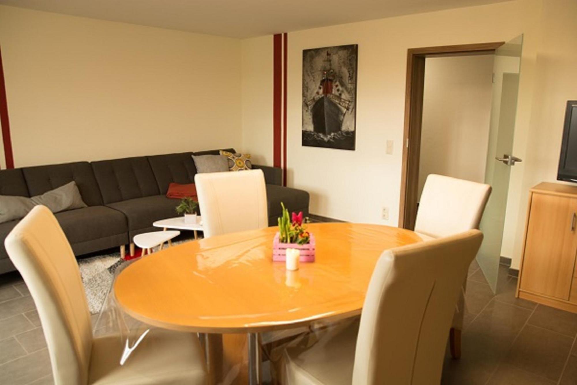 Ferienwohnung Frau Klara Hofheim in Unterfranken エクステリア 写真