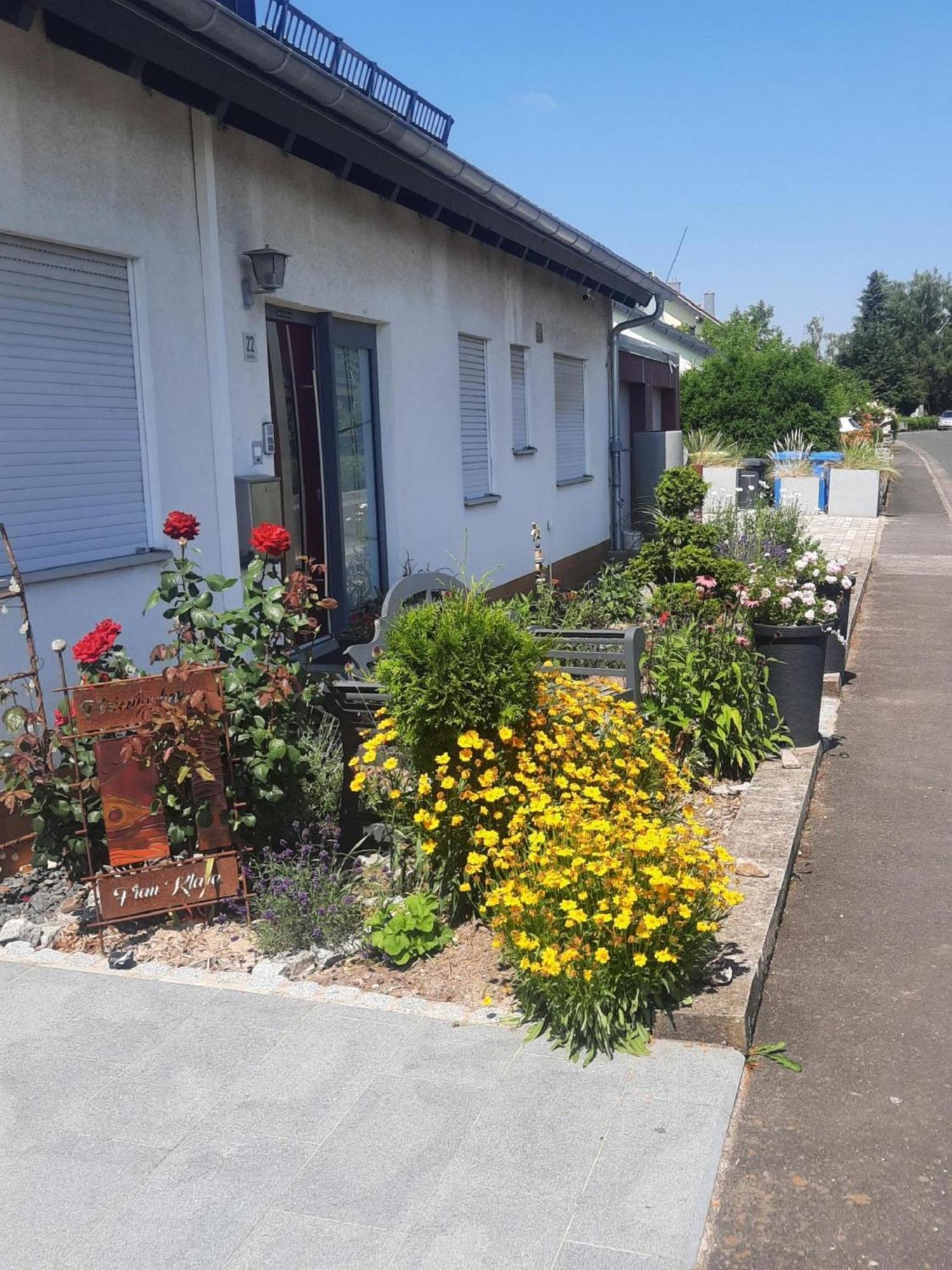Ferienwohnung Frau Klara Hofheim in Unterfranken エクステリア 写真