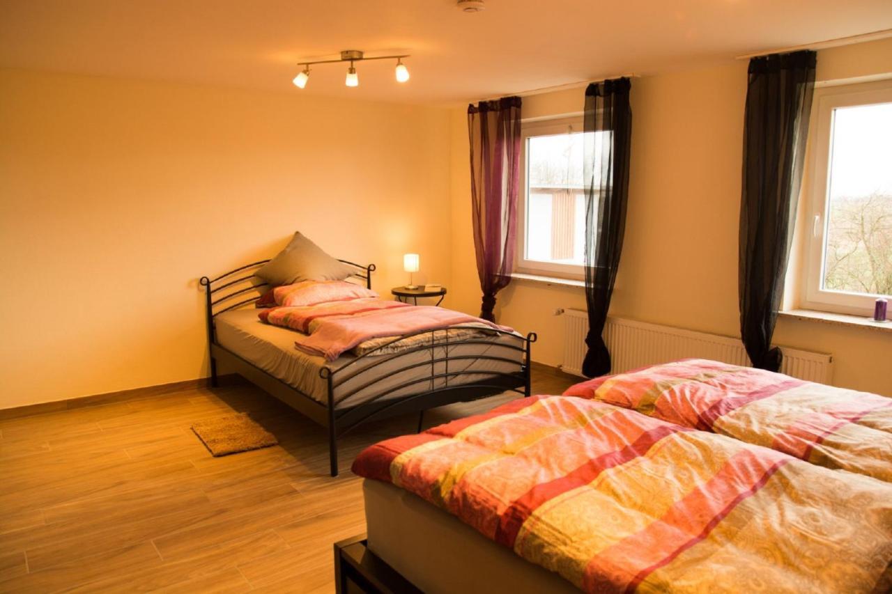 Ferienwohnung Frau Klara Hofheim in Unterfranken エクステリア 写真